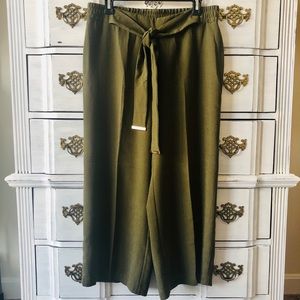 Calvin Klein Culotte Pant with Tie Belt Sz…